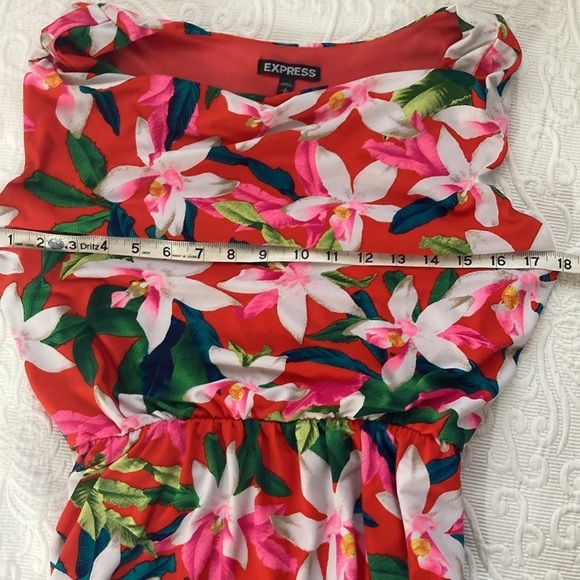 Express Floral Dress - Picture 5 of 8